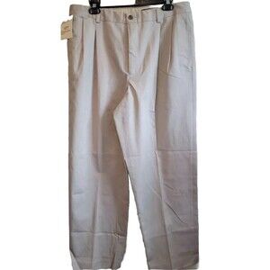 EDDIE BAUER Men's Chino Pleated Pants Cement Gray 35x29Cotton Wrinkle Resist New